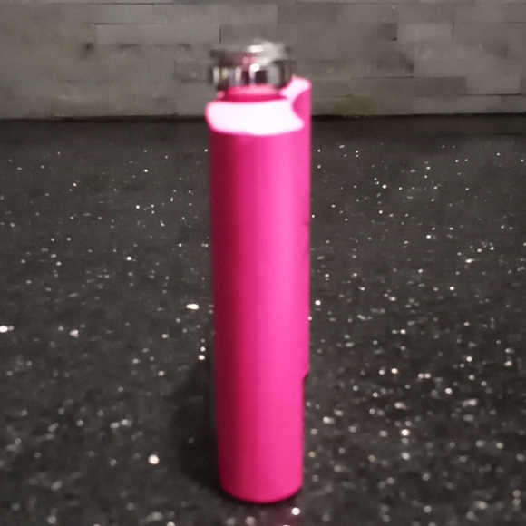 Las Vegas Pink Flask (878) - Picture 5 of 8